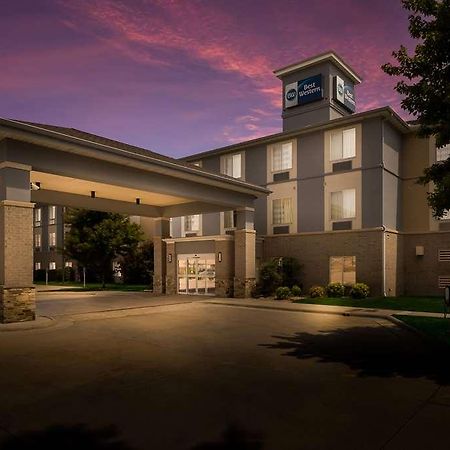 Best Western Coffeyville Central Business District Inn And Suites Esterno foto